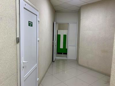 комерційна за адресою Петра Григоренка просп., 22/20