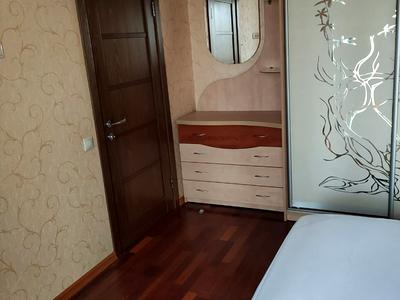 квартира по адресу Ревуцкого ул., 21