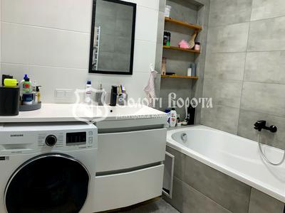 квартира за адресою Ревуцького вул., 54