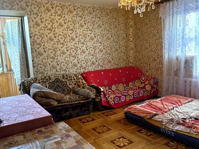 квартира за адресою Князя Володимира Великого просп., 137