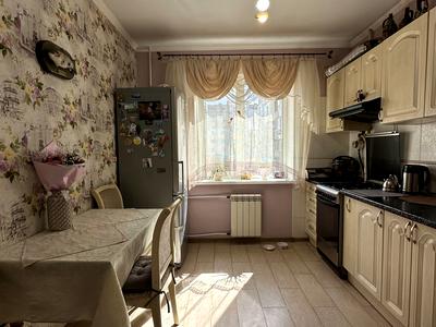 квартира за адресою Сержа Лифаря вул. (Олександра Сабурова), 1
