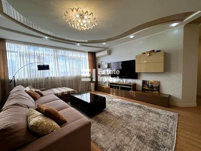 квартира за адресою Отакара Яроша вул., 22