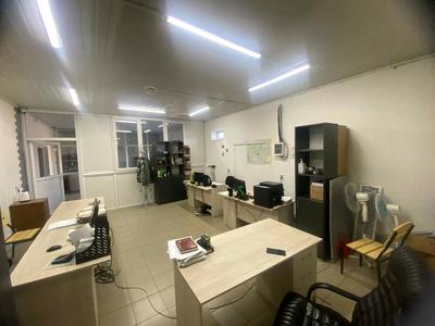 комерційна за адресою Транзитна вул., 3