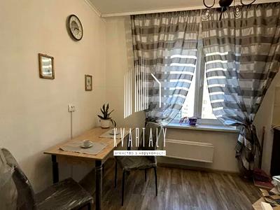 квартира за адресою Срібнокільська вул., 8