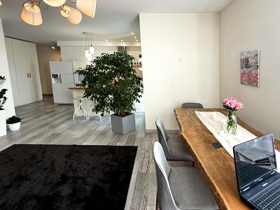квартира за адресою Регенераторна вул., 4к2
