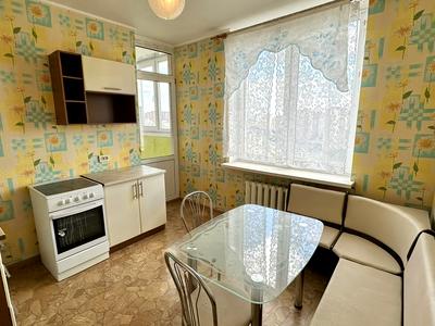 квартира за адресою Олени Пчілки вул., 2