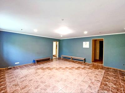 комерційна за адресою Кам'янецька вул., 101