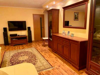 квартира за адресою Авраама Лінкольна вул. (Димитрова), 3