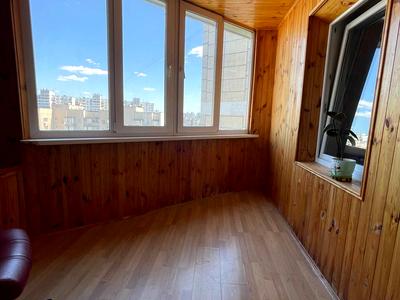 квартира за адресою Анни Ахматової вул., 4