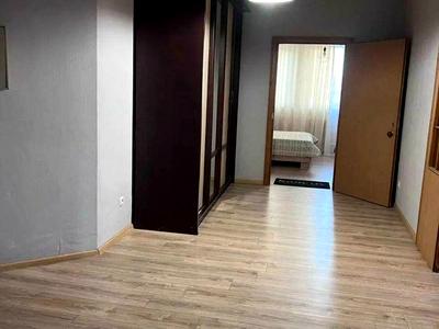 квартира за адресою Саперно-Слобідська вул., 8