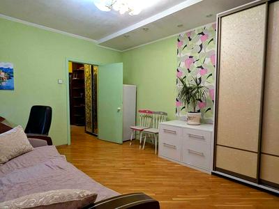 квартира за адресою Рональда Рейгана вул., 10