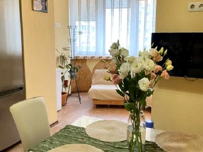 квартира за адресою Київ, Володимира Івасюка просп. (Героїв Сталінграду), 6