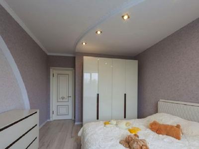 квартира за адресою Миколи Амосова вул., 4
