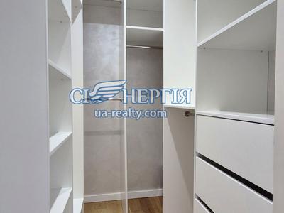квартира за адресою Предславинська вул., 42