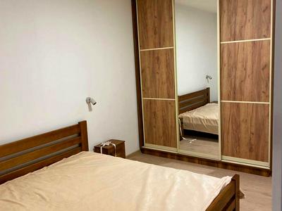 квартира за адресою Роксоляни вул., 1