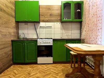 квартира по адресу Майдан Озерний ул. (Боброва), 5