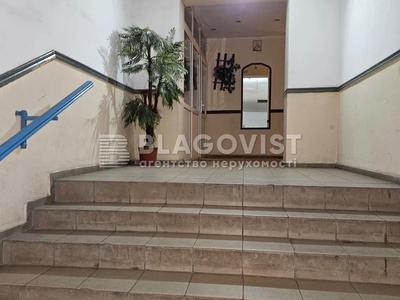 квартира за адресою Оболонська вул., 12