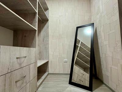 квартира за адресою Сімейна вул., 5