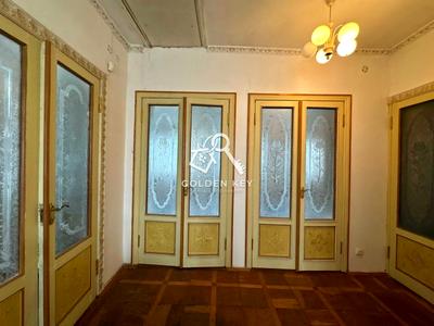 будинок за адресою Набережна