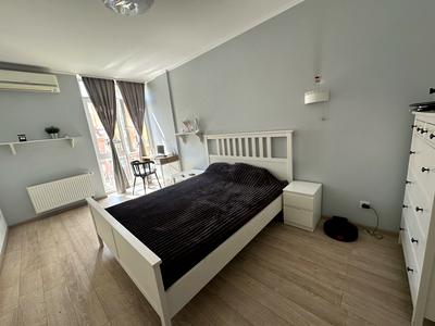 квартира за адресою Регенераторна вул., 4 к7