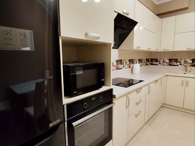квартира за адресою Сім'ї Кульженків вул. (Петра Дегтяренка), 33