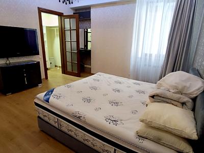 квартира за адресою Святослава Караванського вул. (Жуковського), 10