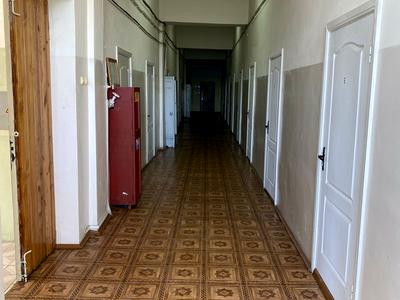 комерційна за адресою Михайла Максимовича вул. (Онуфрія Трутенка), 2
