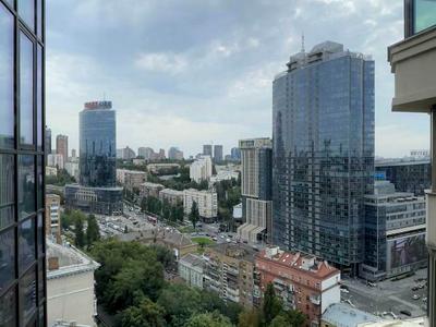 квартира за адресою Кропивницького вул., 10