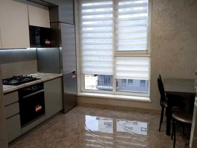 квартира за адресою Залізнична вул., 7л
