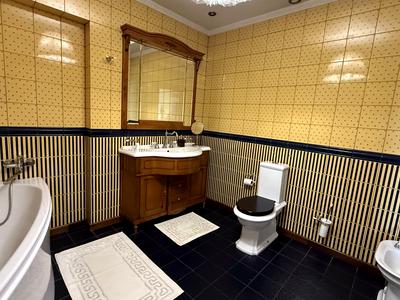 квартира по адресу Жилянская ул., 59