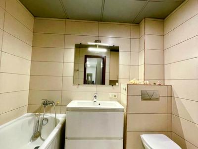 квартира за адресою Метробудівська вул., 8