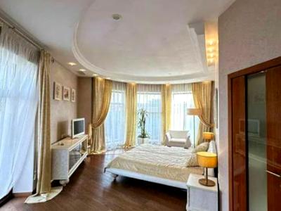 будинок за адресою Горіхова вул., 27