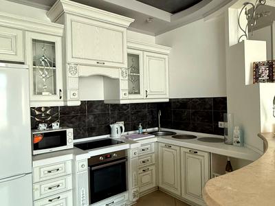 квартира за адресою Літературна вул., 1а