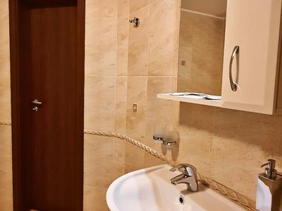 комерційна за адресою Чарівна вул., 38-Б