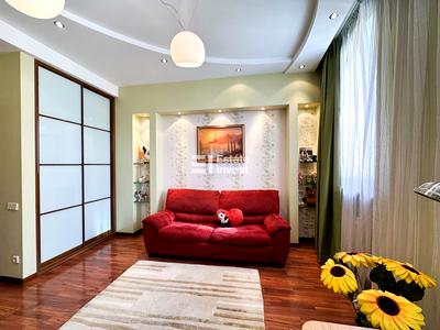 квартира за адресою Отакара Яроша вул., 22