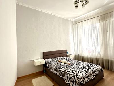 квартира за адресою Святослава Караванського вул. (Жуковського), 7