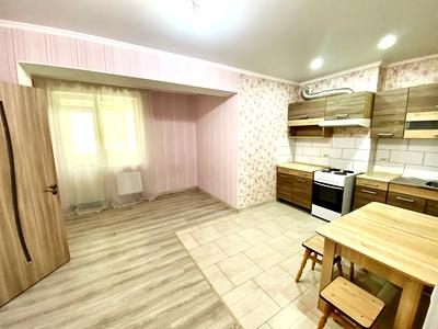 квартира по адресу Лазурная ул., 5
