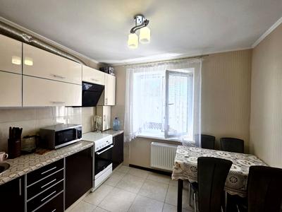 квартира за адресою Вишняківська вул., 12-А
