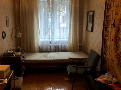 квартира за адресою Салютна вул., 9