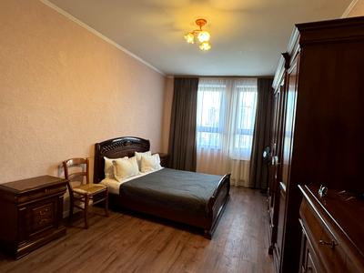 квартира за адресою Шота Руставелі вул., 44