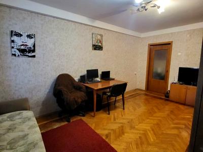 квартира за адресою Євгена Коновальця вул. (Щорса), 37