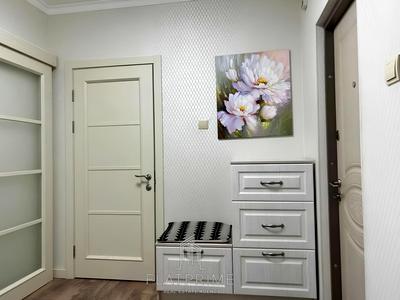 квартира за адресою Милославська вул., 45