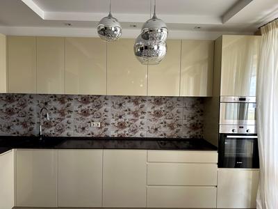 квартира за адресою Академіка Глушкова просп., 9-Д