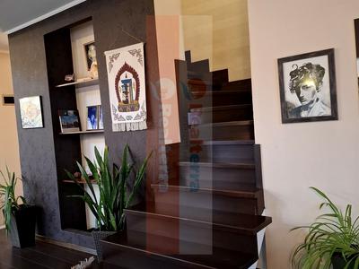 будинок за адресою Розкішна