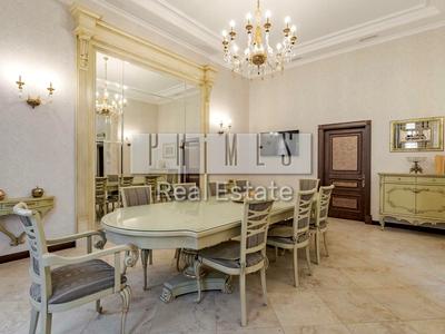 будинок за адресою с. Лісники, Ватутіна пров.