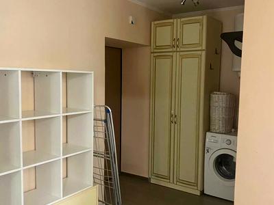 квартира за адресою с. Святопетрівське, Лесі Українки бульв., 4а