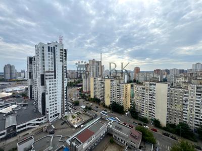квартира за адресою Срібнокільська вул., 1