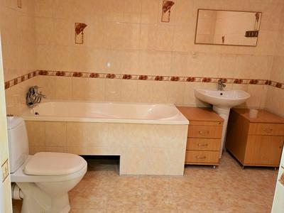 комерційна за адресою Дмитра Вітовського вул. (), 41