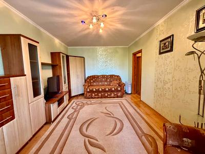 квартира по адресу Ревуцкого ул., 13