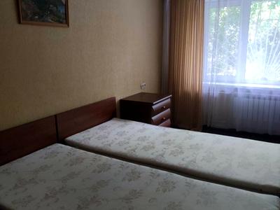 квартира за адресою Алана Шепарда вул. (Суворова), 15-А